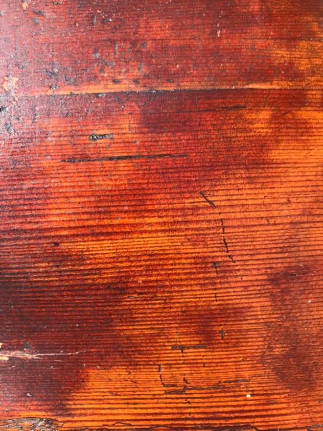 Again the translucency of the varnish of the 1641 Rayman and the blotchy ware patterns match the fronts of the 1619 and 1624 Jaye viols. 
